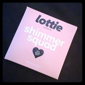 LOTTIE LONDON POWDER HIGHLIGHT